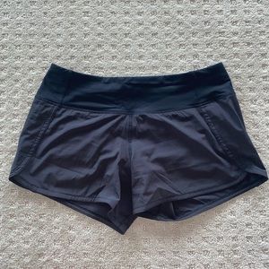 Lululemon speed up black shorts size 6